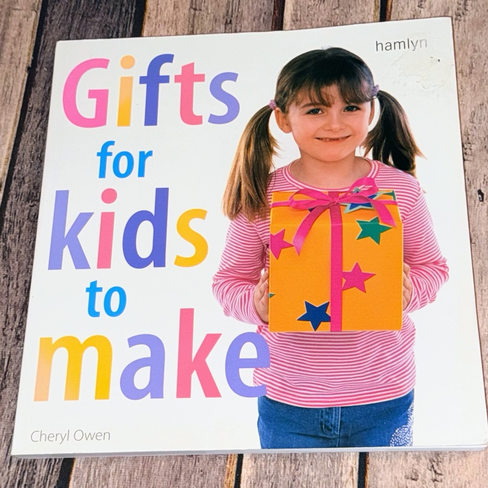 Gifts for Kids to Make Craft Book